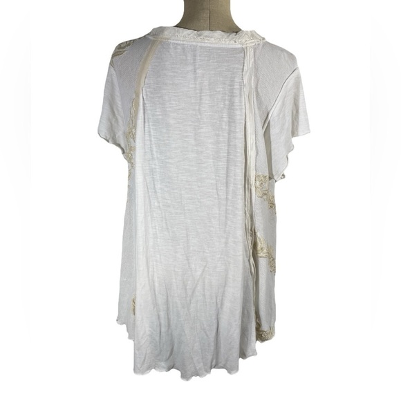 Free People Cream Off White Oversized Short Sleeve Embroidered Floral Size S - Picture 3 of 7